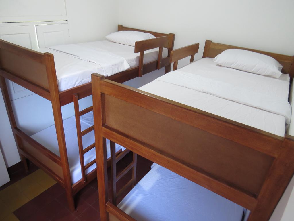 Hostal Casa Prado Медельин Экстерьер фото
