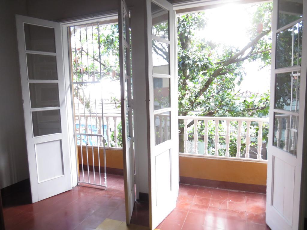 Hostal Casa Prado Медельин Экстерьер фото